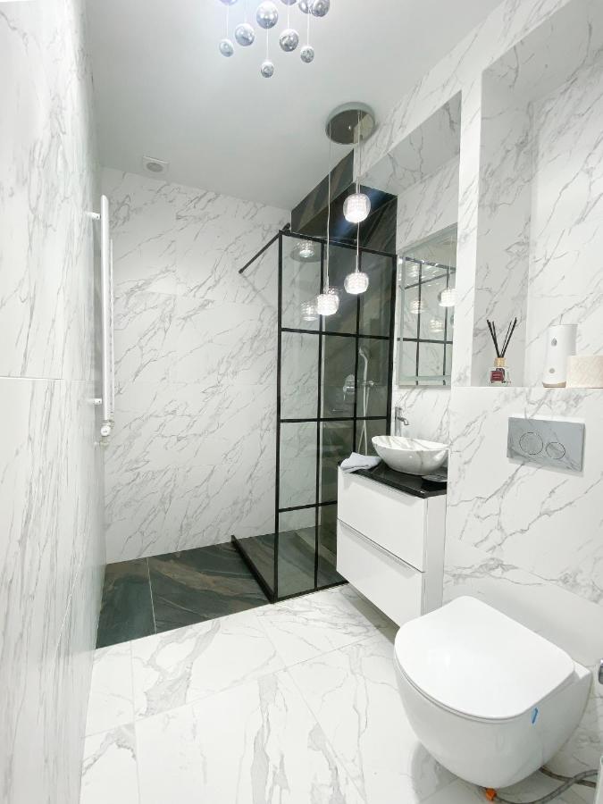Tamanska Apartments ลวีฟ ภายนอก รูปภาพ
